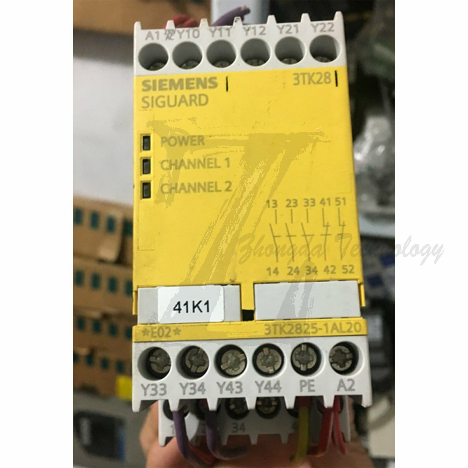 Used Siemens Safety Relays 3TK2825-1AL20 Tested It In Good Condition