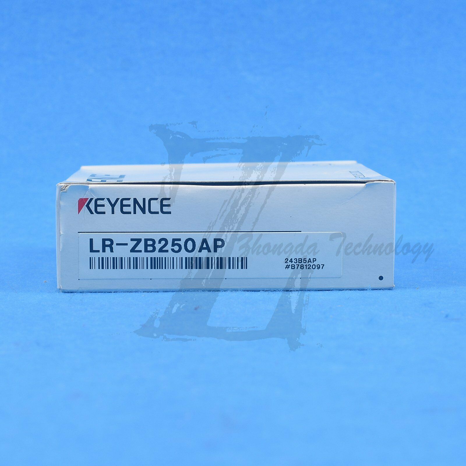 New In Box 1PC LR-ZB250AP KEYENCE CMOS Laser Sensor