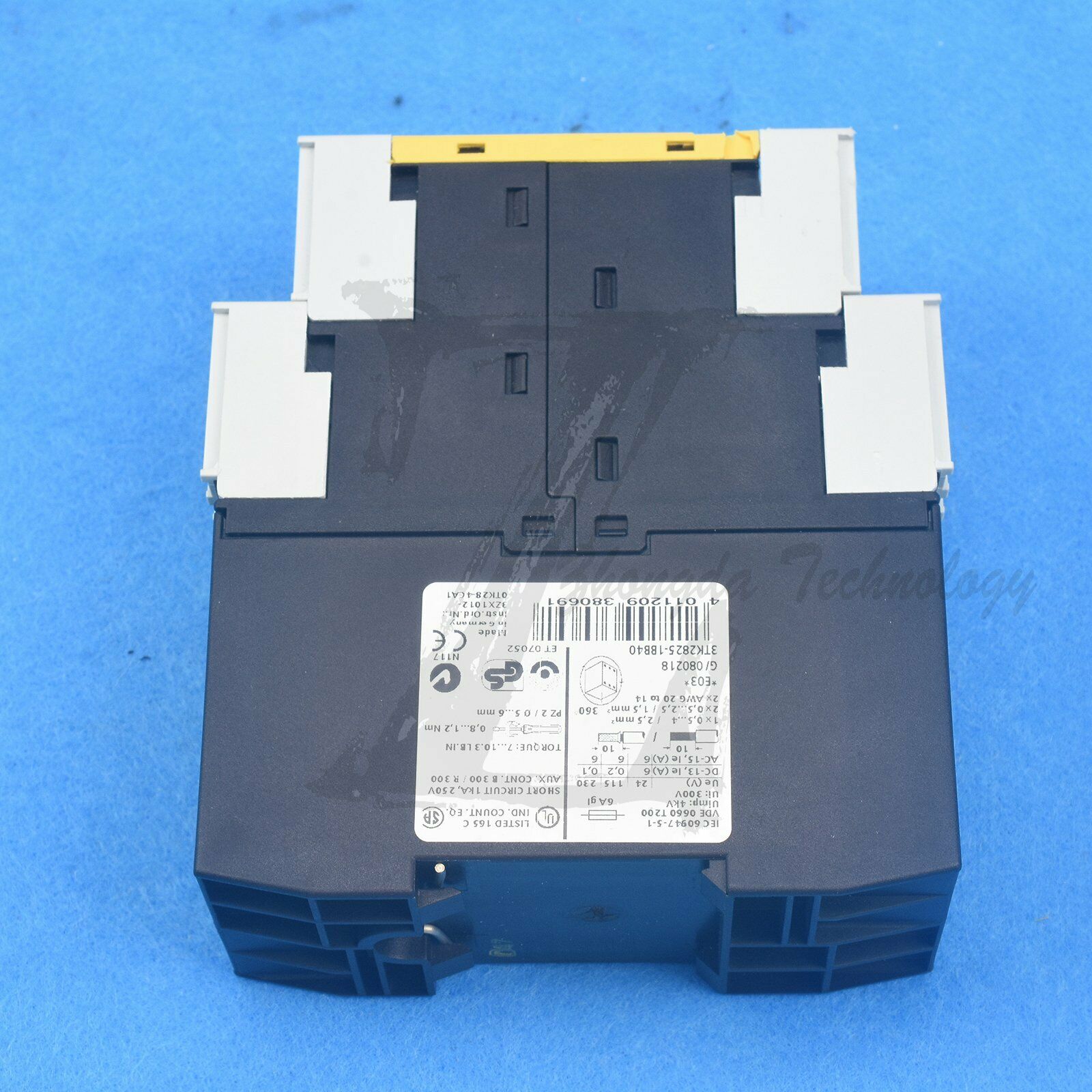 New Siemens Westgate safety relay 3TK2825-1BB40 Siemens