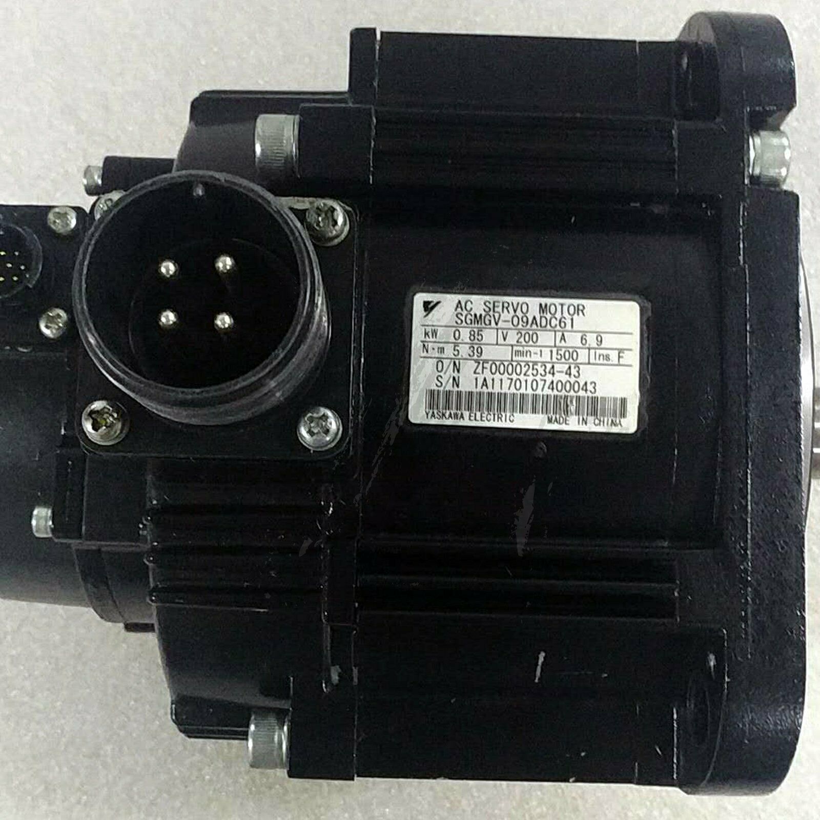 Used Yaskawa 5 Series 850W new Yaskawa servo motor SGMGV-09ADC61 - YASKAWA