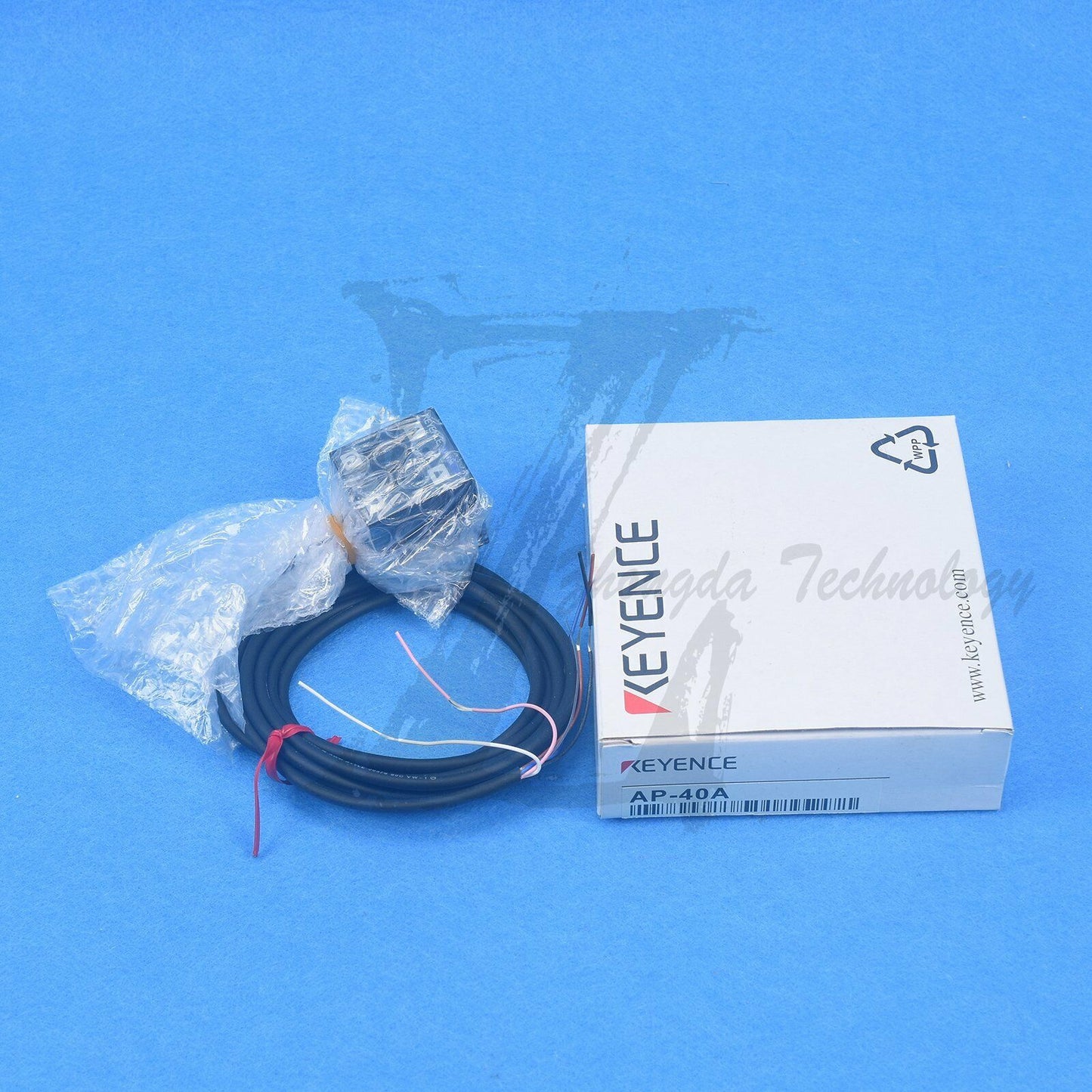 NEW IN BOX 1PCS Keyence pressure switch AP-40A AP40A - KEYENCE