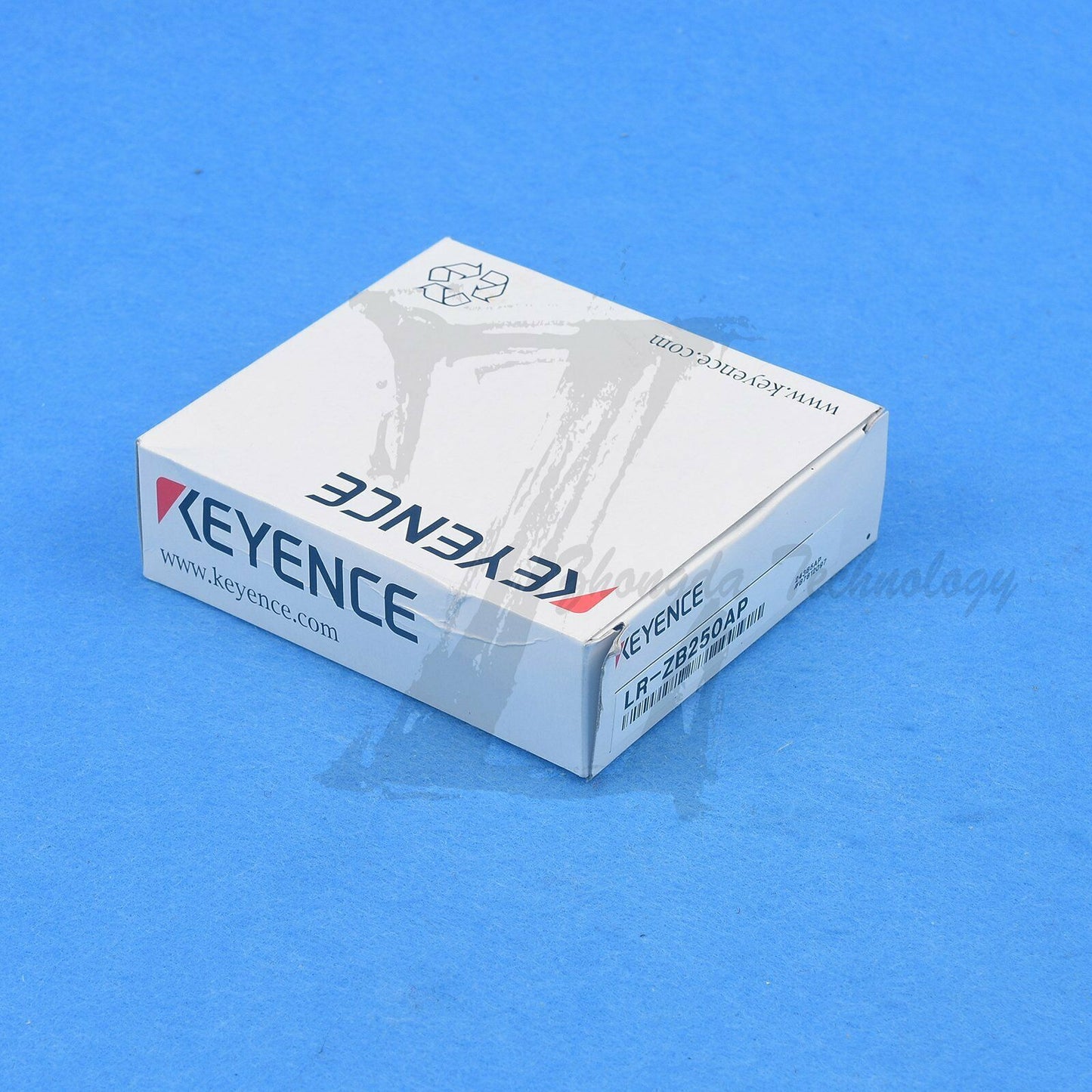 New In Box 1PC LR-ZB250AP KEYENCE CMOS Laser Sensor - KEYENCE