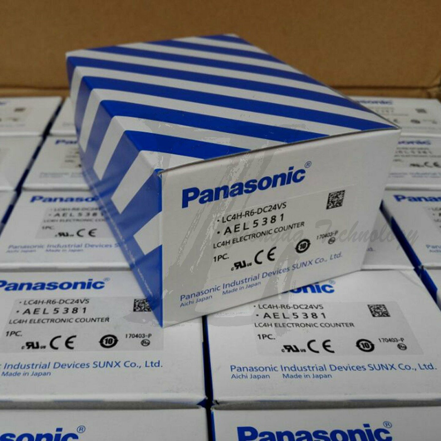 NEW IN BOX 1PC Panasonic LC4H-R6-DC24VS counter - PANASONIC