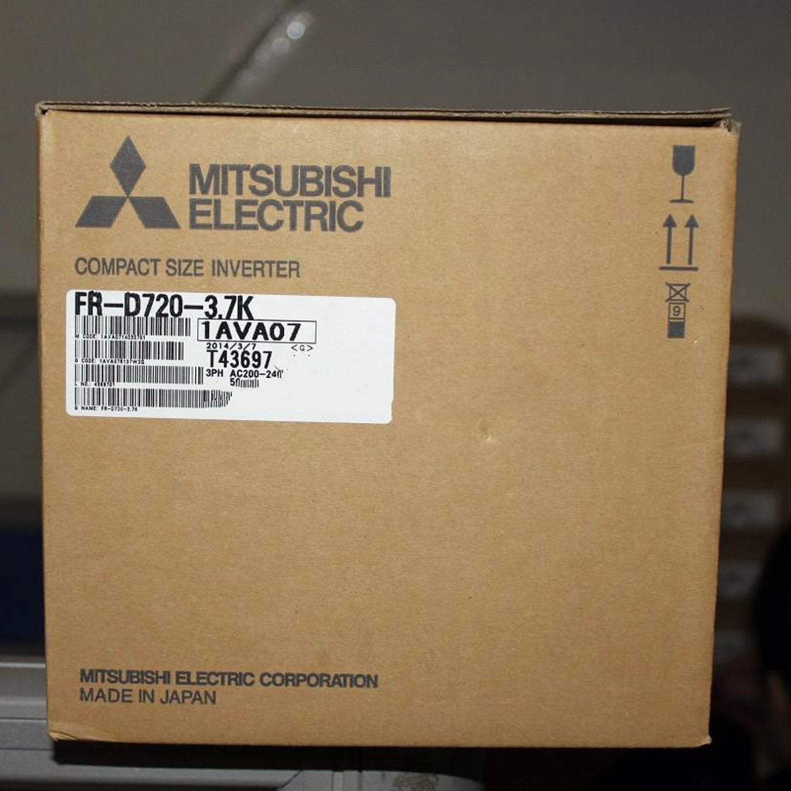 FR-D720-3.7K - MITSUBISHI