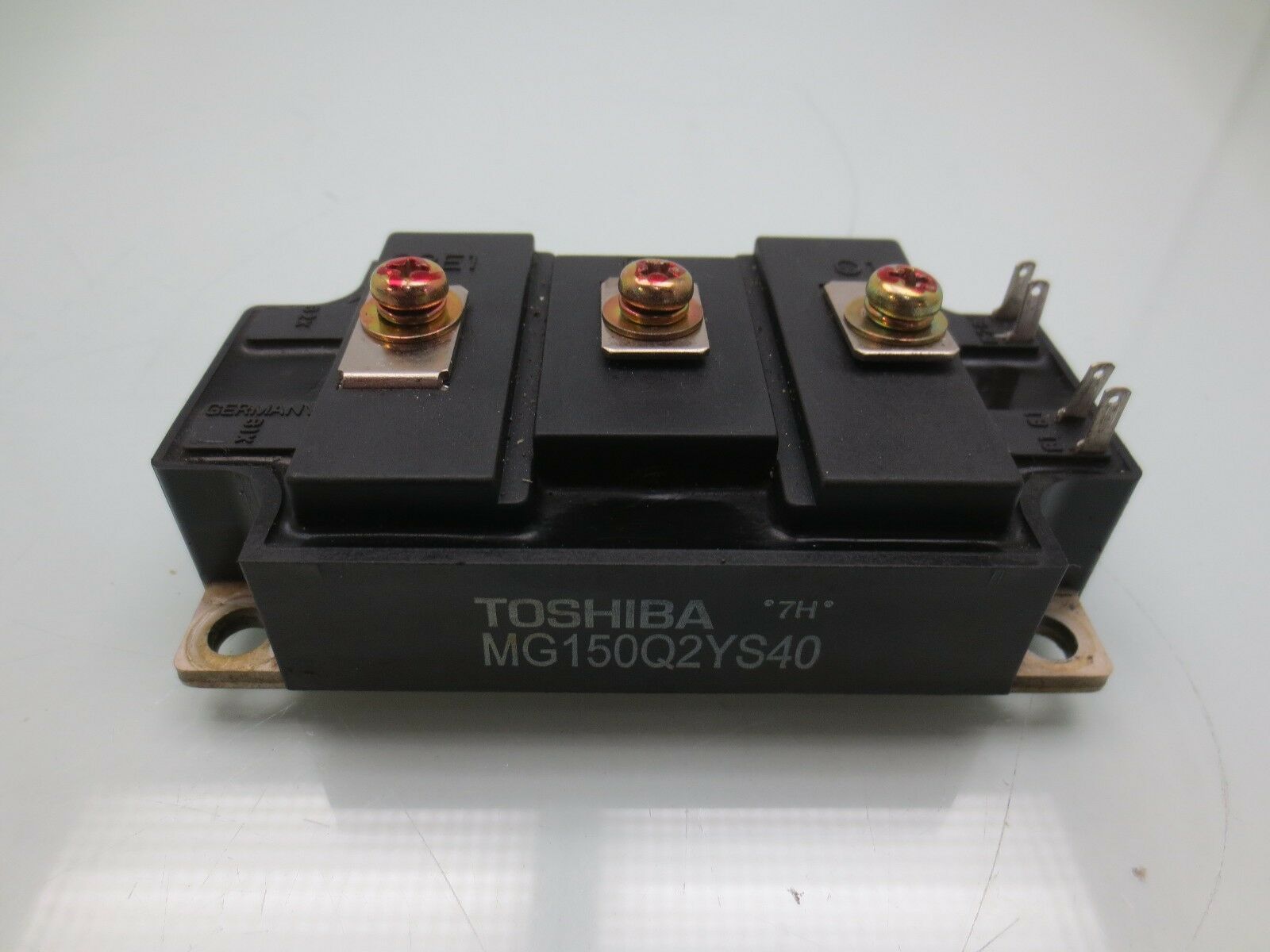 MG150Q2YS40 - TOSHIBA