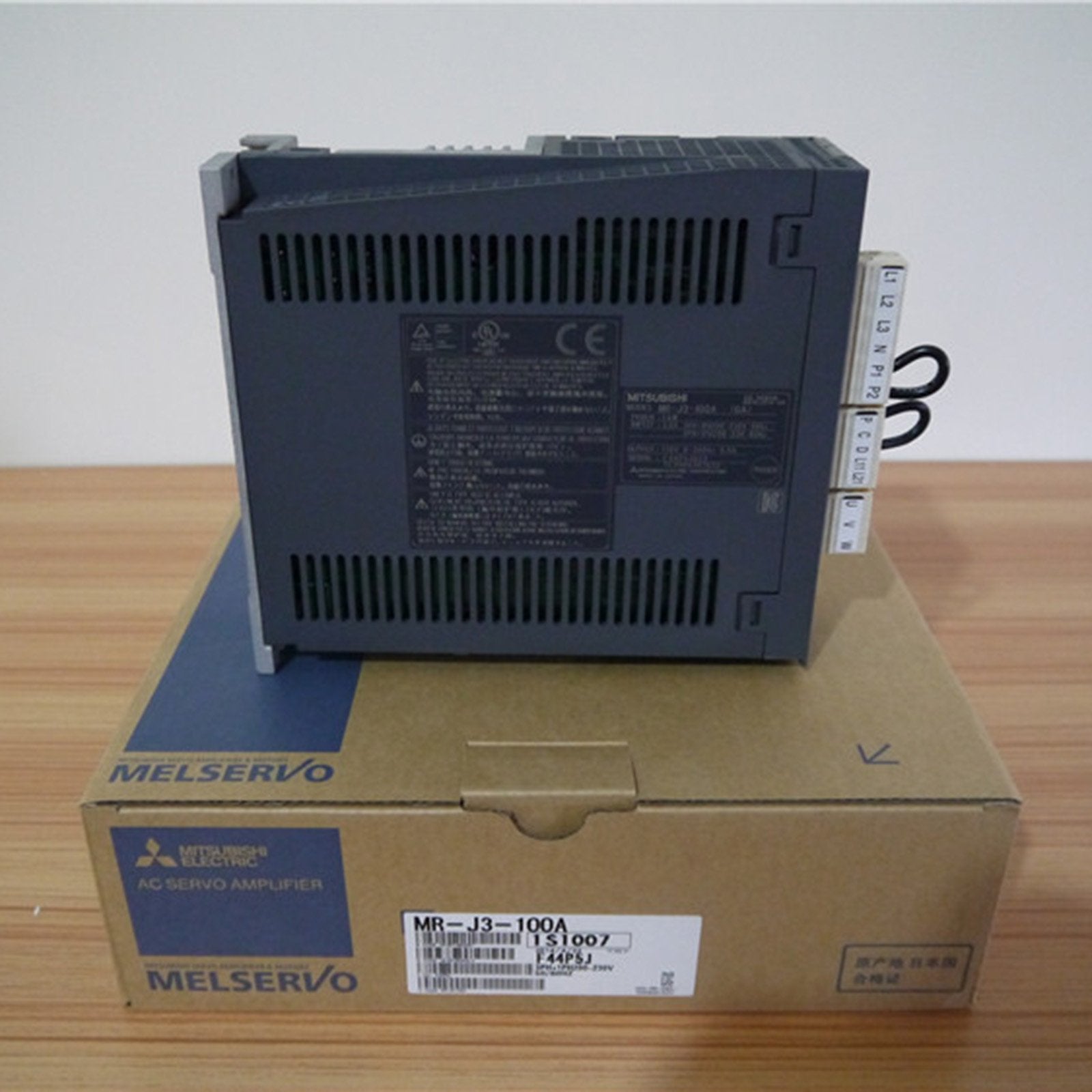 MR-J3-100A - MITSUBISHI