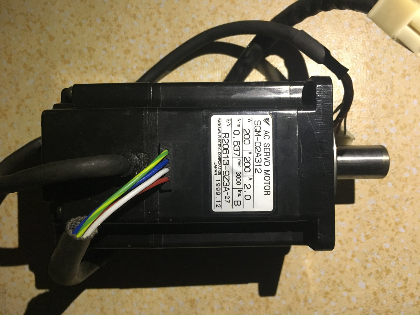 SGM-01V312S - YASKAWA