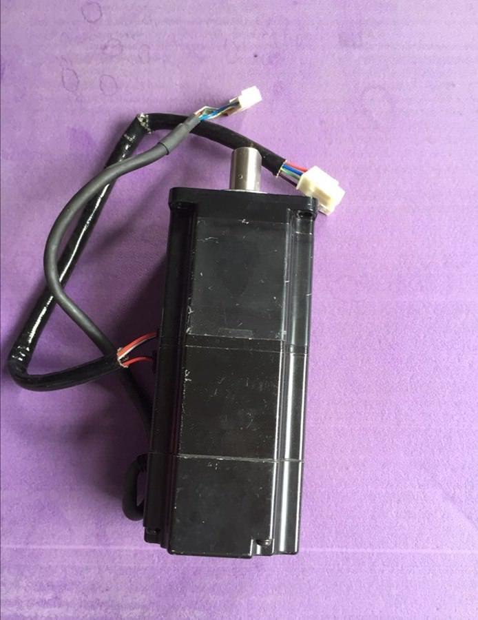 SGM-02AF14 - YASKAWA