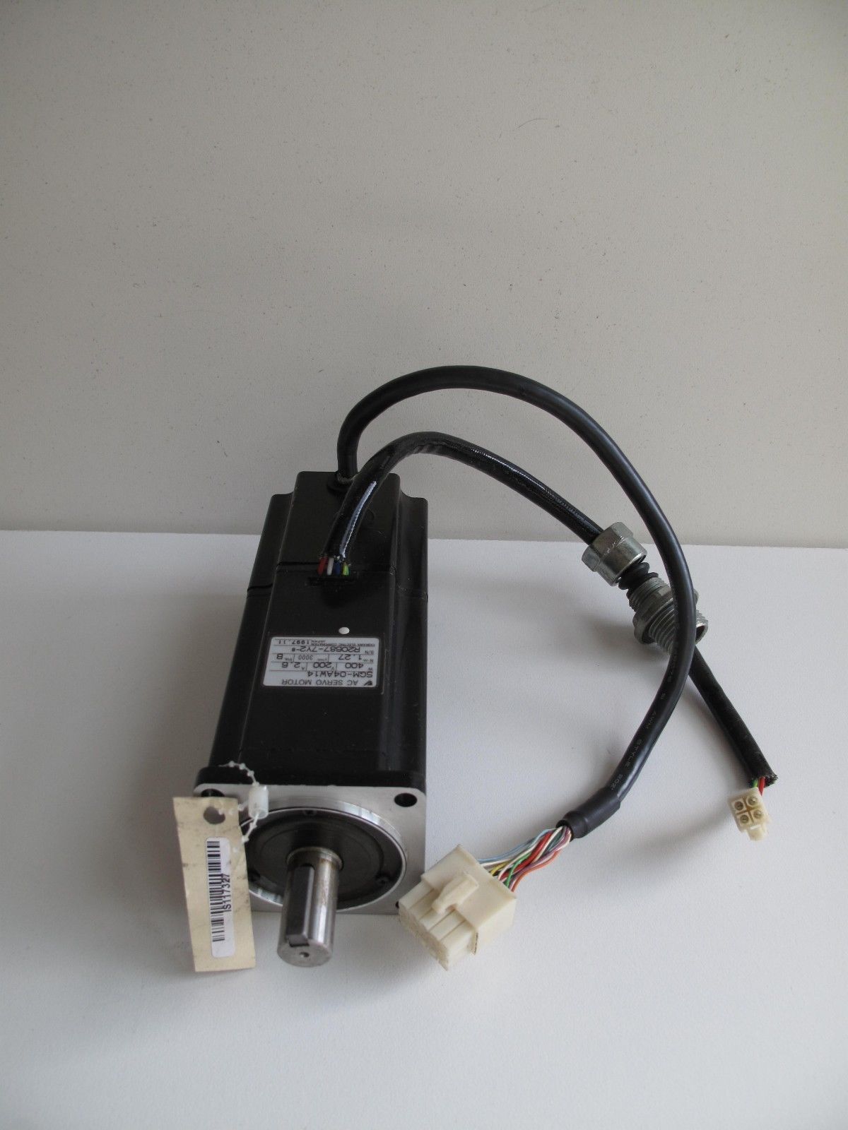 SGM-04AW14 - YASKAWA