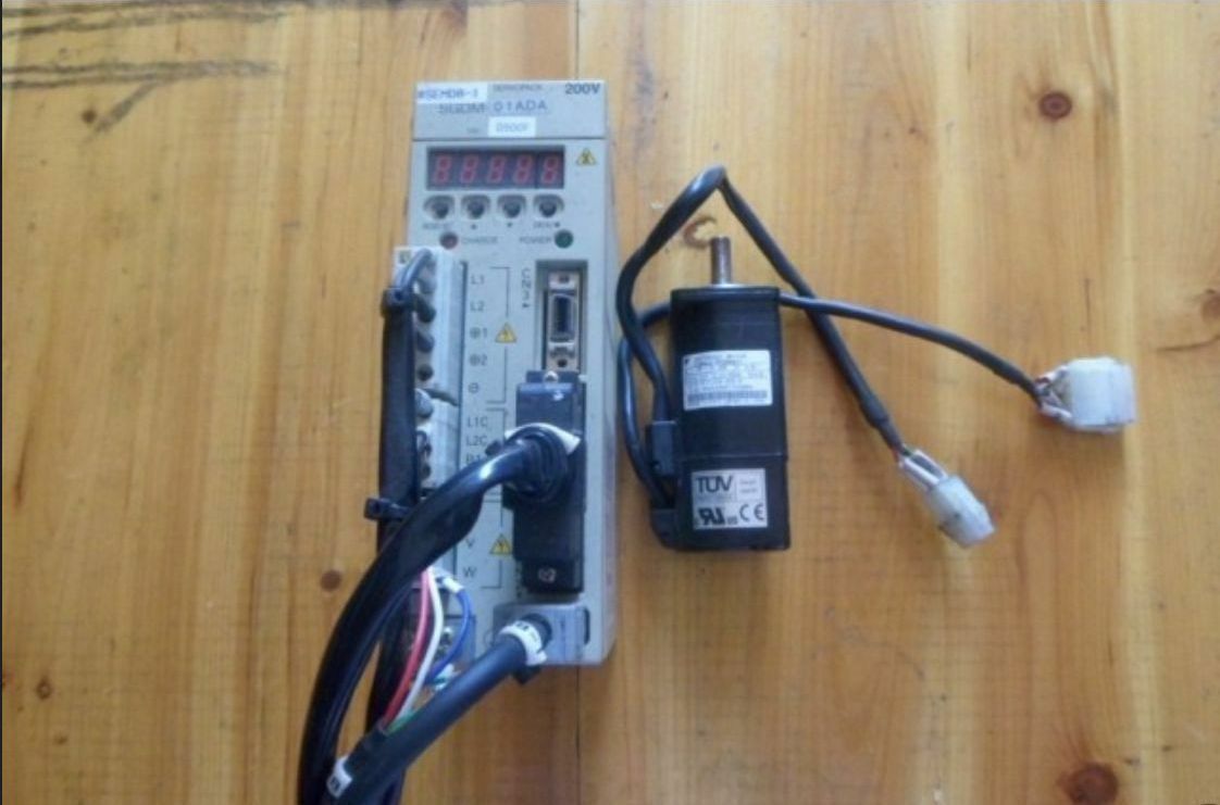 SGMAH-01AAA41 SGDM-01ADA - YASKAWA