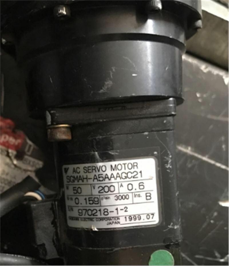 SGMAH-A5AAAGC21 - YASKAWA