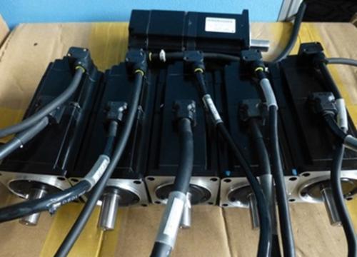 SGMAS-01A2A21-Y2 - YASKAWA