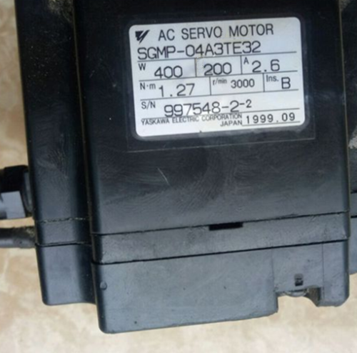 SGMP-04A3TE32 - YASKAWA