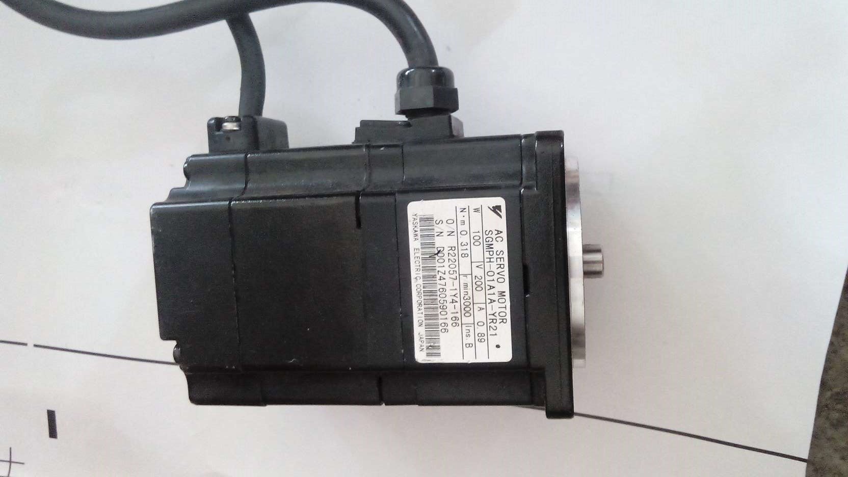 SGMPH-04A1A-YR21 - YASKAWA