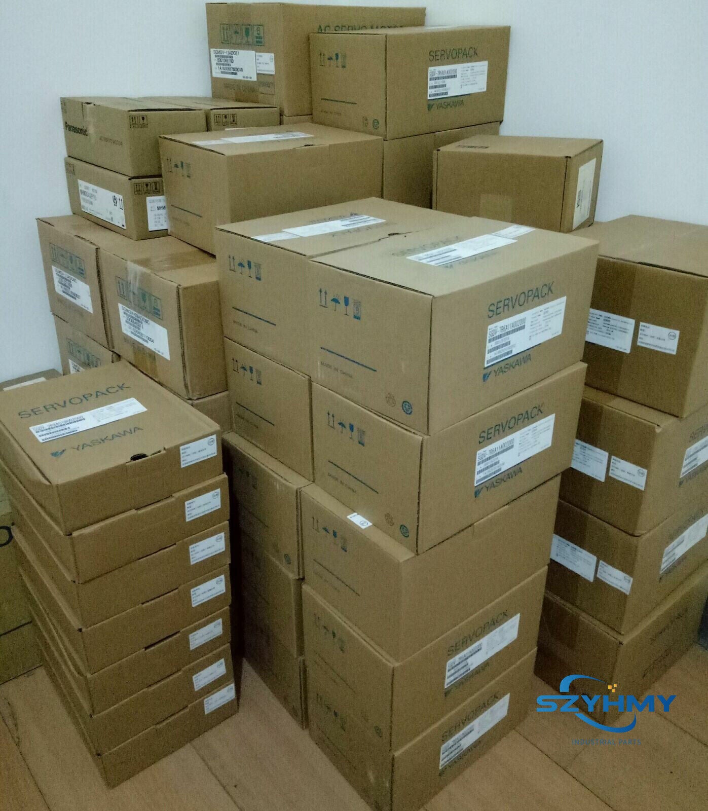 Yaskawa SGDV-5R5A05A Servo Drive for Precision Control Applications - YASKAWA