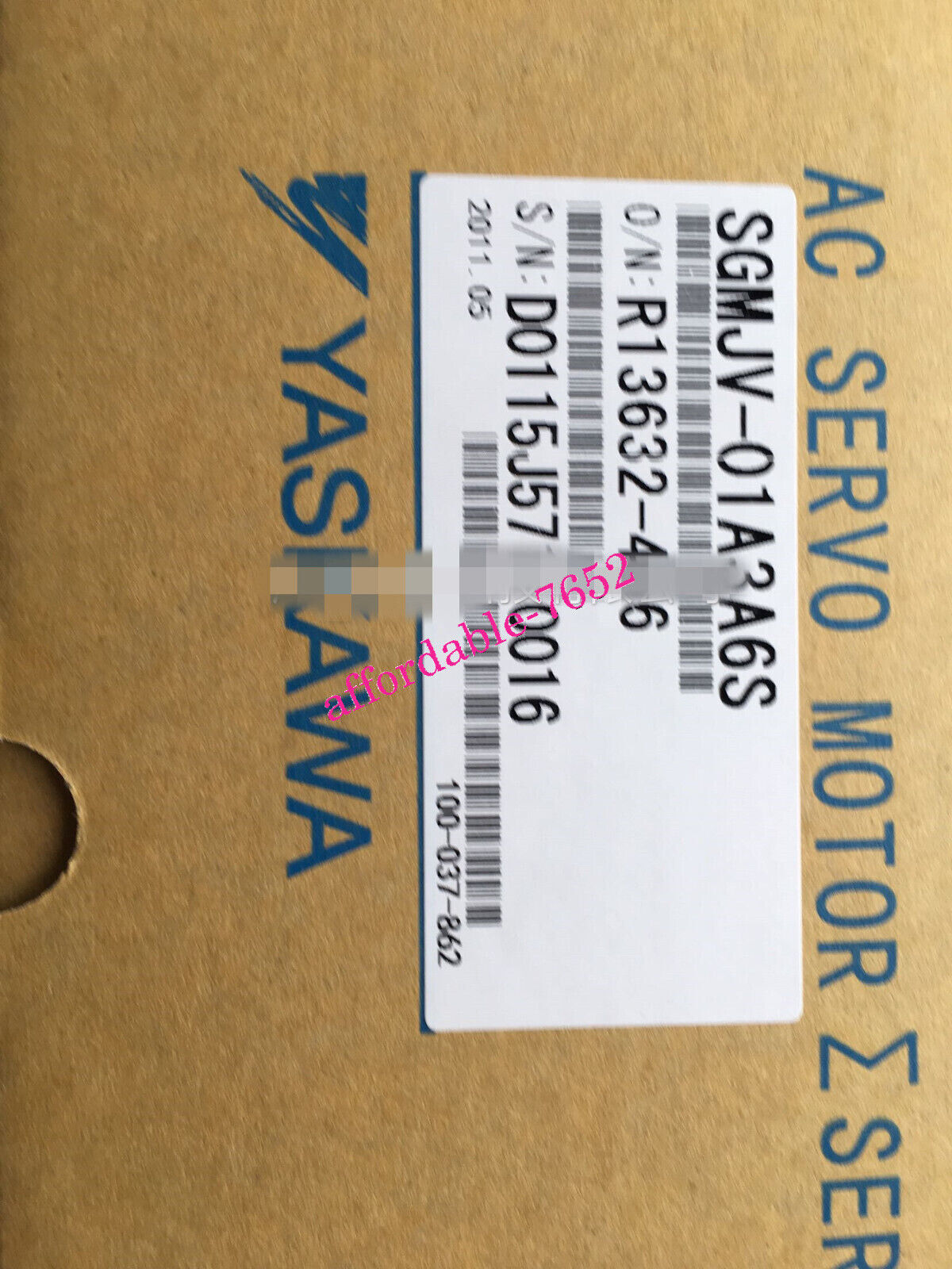 YASKAWA SGMJV-01A3A6S AC Servo Motor - Brand New In Box - YASKAWA