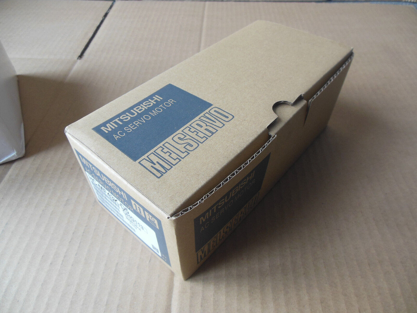 Mitsubishi HC-MF43K-D5 Servo Motor - New In Box - MITSUBISHI