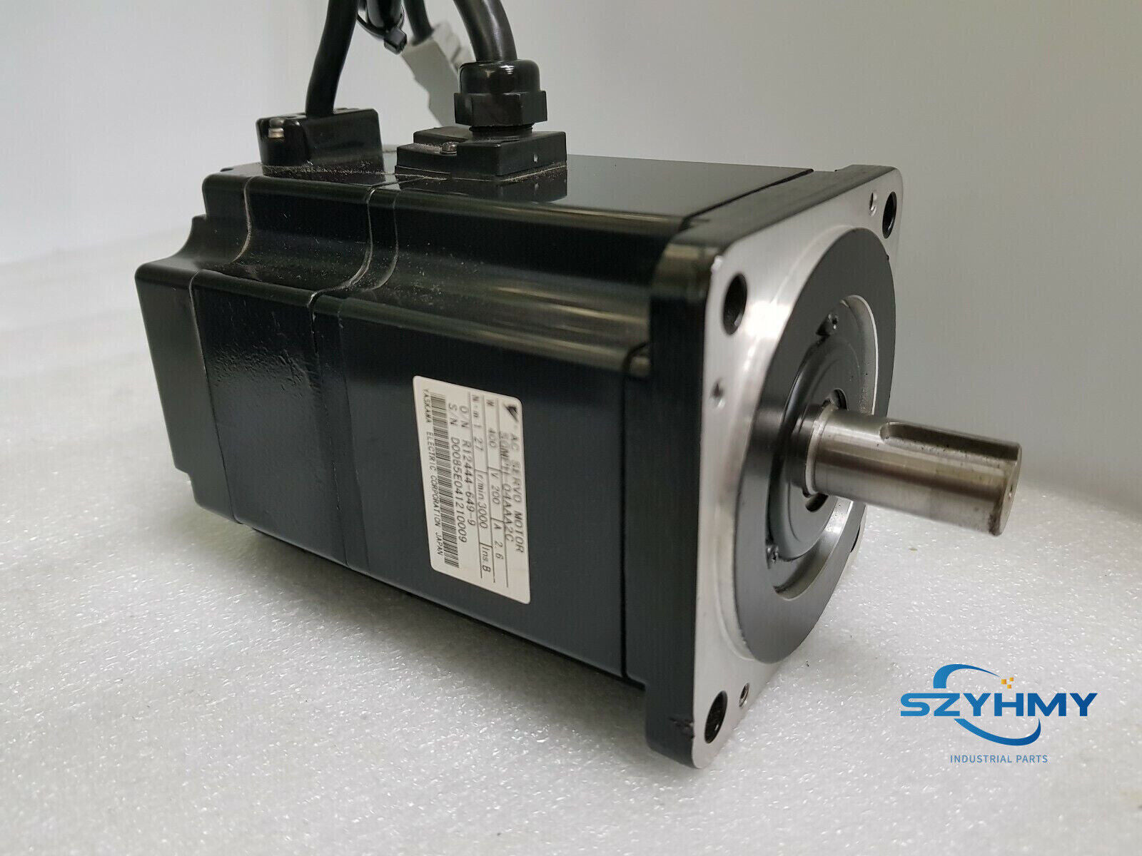 YASKAWA AC Servo Motor SGMPH-04AAA2C New In Box - YASKAWA