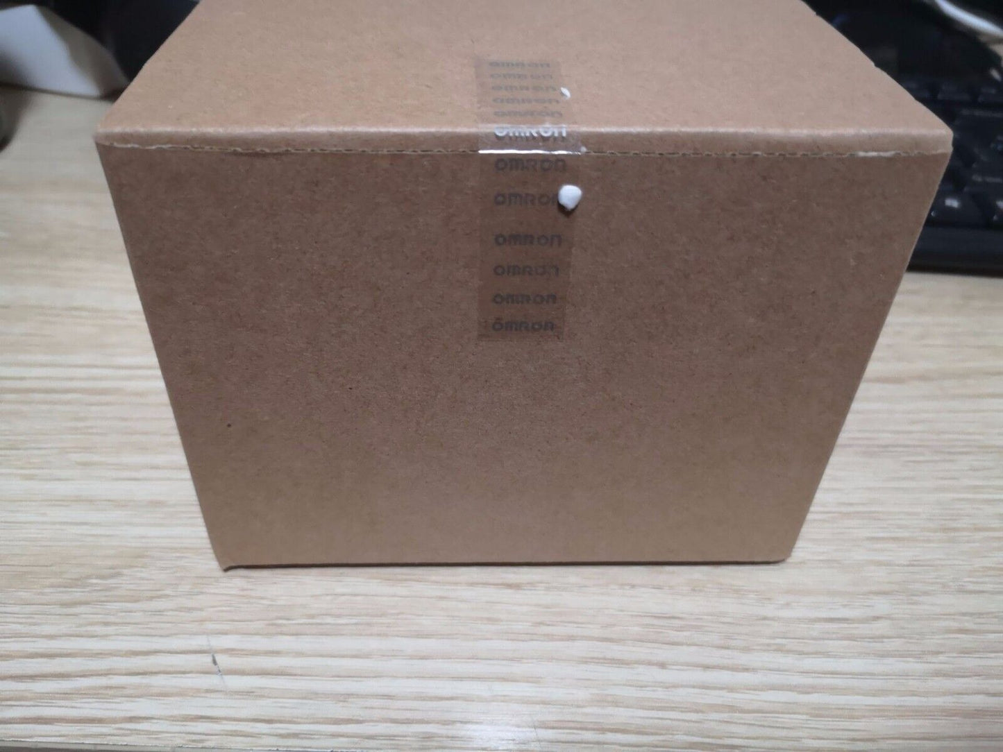 Omron PLC CPM1A-20CDR-A-V1 - New in Box - OMRON