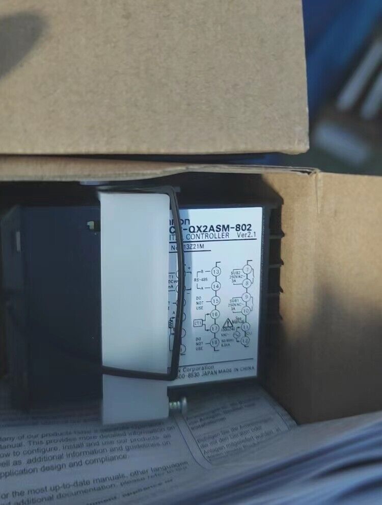 Omron E5CC-QX2ASM-802 Digital Temperature Controller 100-240VAC - OMRON