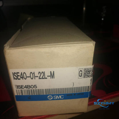 SMC ISE40-01-22L-M Pressure Switch - 1PC New - SMC