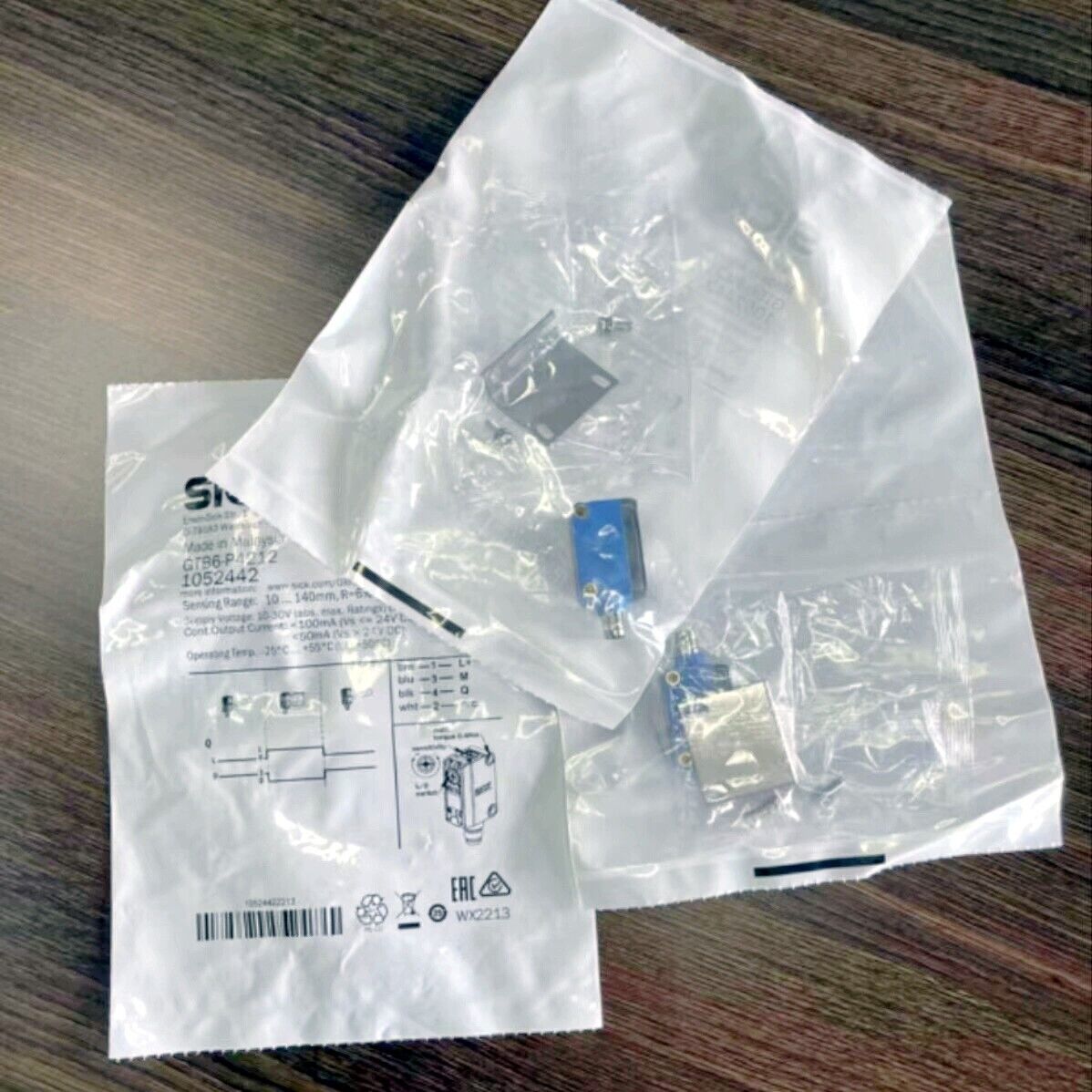 NEW SICK GTB6-P4212 Photoelectric Sensor - High Performance Sensor - SICK