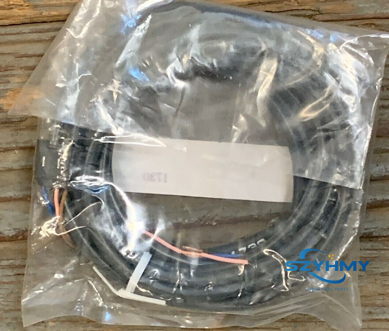 Omron EE-1010 Connector Cable - 2m, New in Box - OMRON