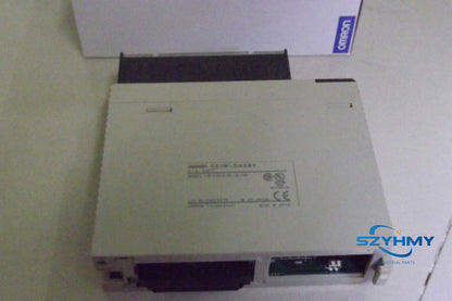 Omron CS1W-DA08V Programmable Controller New In Box - OMRON