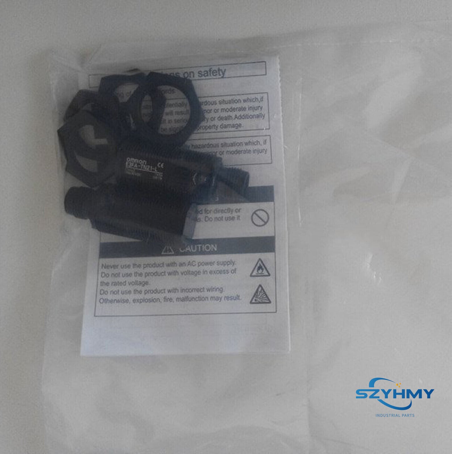 OMRON E3FA-TN21 Photoelectric Sensor - 1PC New In Box - OMRON