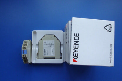 KEYENCE ES-32DC Proximity Sensor Switch with Separate Amplifier - KEYENCE