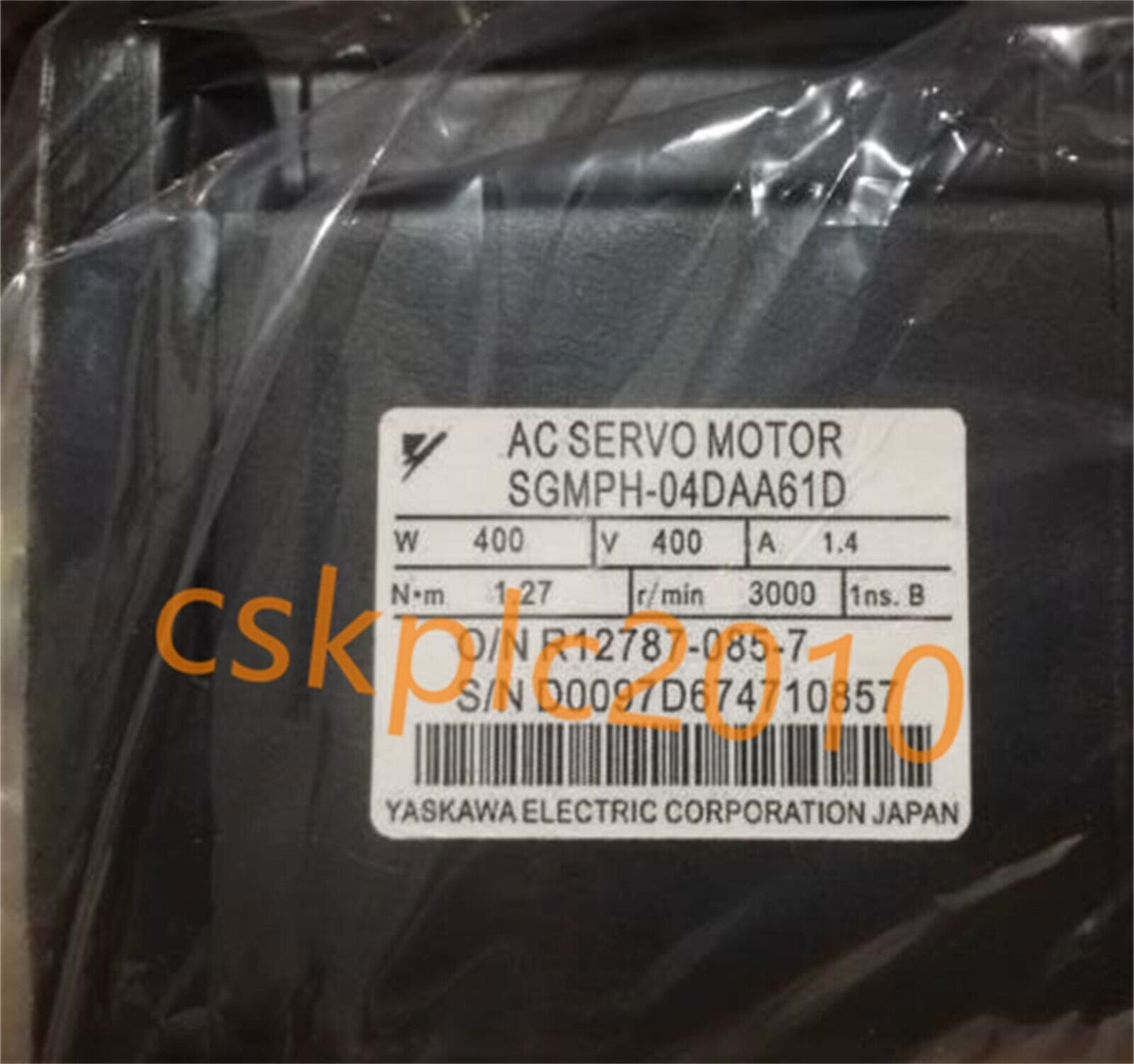 Yaskawa SGMPH-04DAA61D 400W Servo Motor - New in Box - YASKAWA