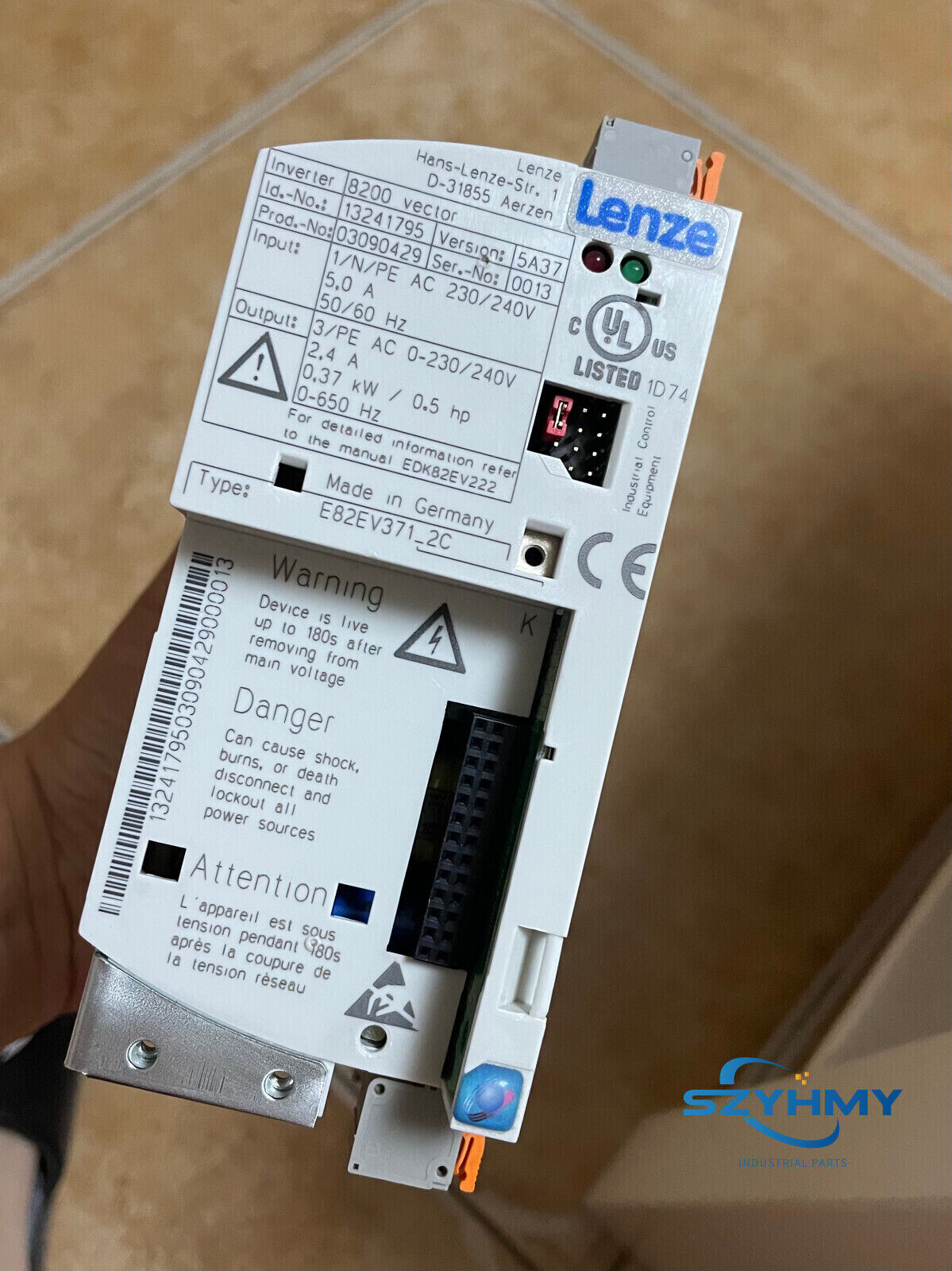 Lenze E82EV371K2C Servo Motor - Fully Tested and Ready to Use - LENZE
