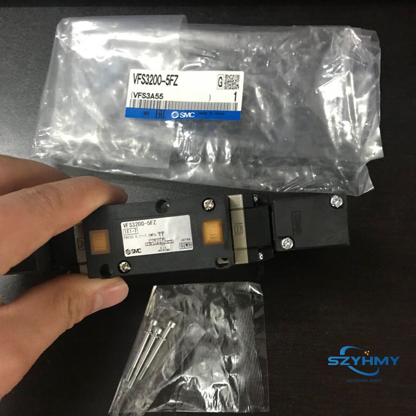 SMC VFS3200-5FZ Solenoid Valve - 1PC New - SMC