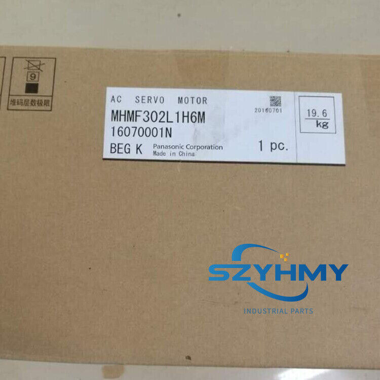Panasonic MHMF302L1H6M Servo Motor - 1PC New in Box - PANASONIC
