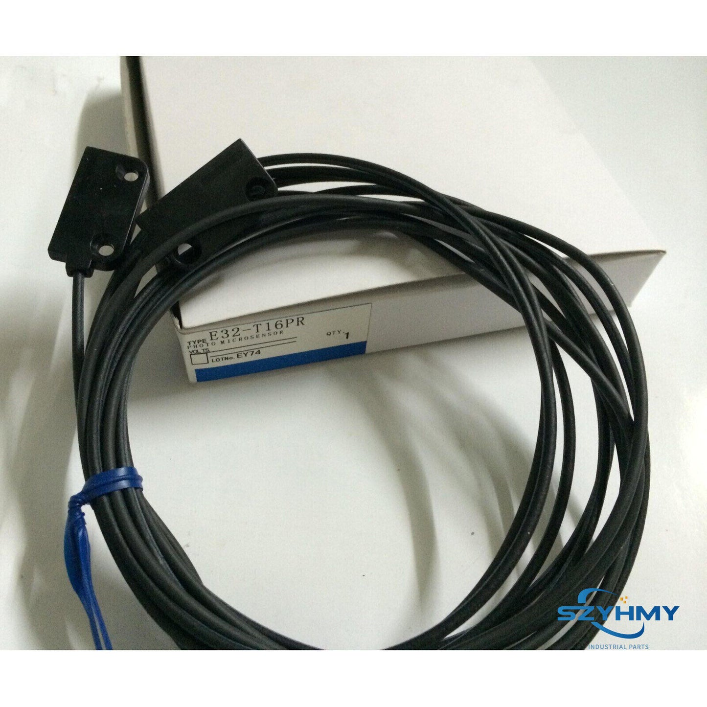 Omron E32-T16PR Fiber Optic Sensor - 1PC New in Box - OMRON