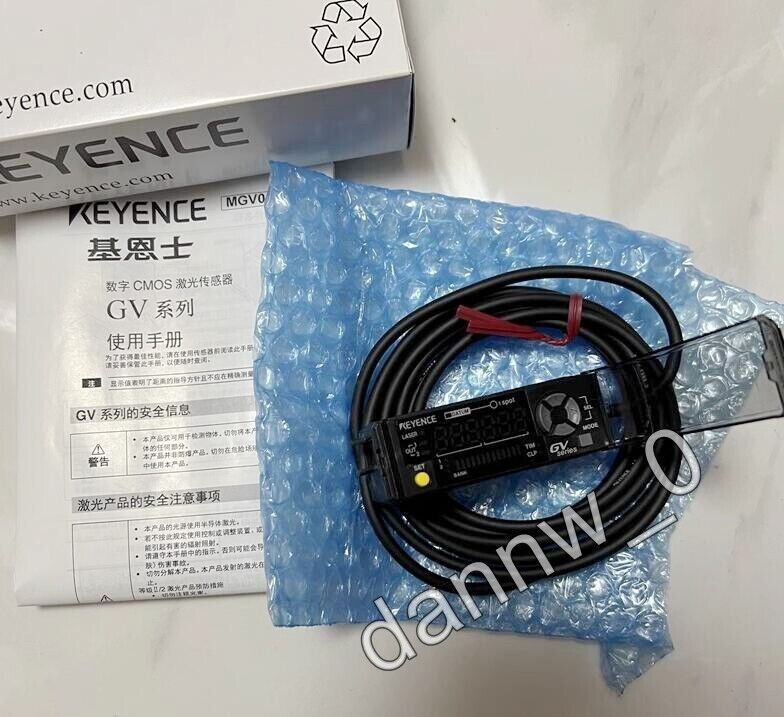 KEYENCE GV-22P Laser Sensor Amplifier - New in Box - KEYENCE