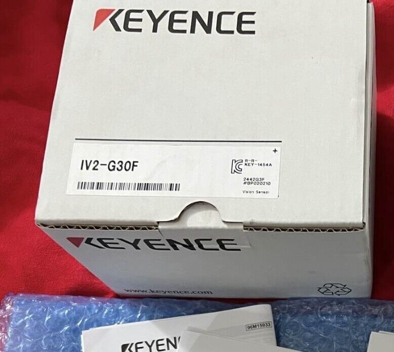 KEYENCE IV2-G30F Vision Sensor Amplifier Controller - New in Box - KEYENCE