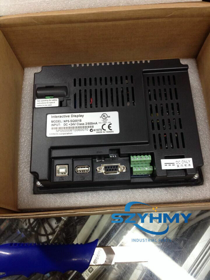 OMRON HMI NP5-SQ001B Touch Panel New In Box - OMRON