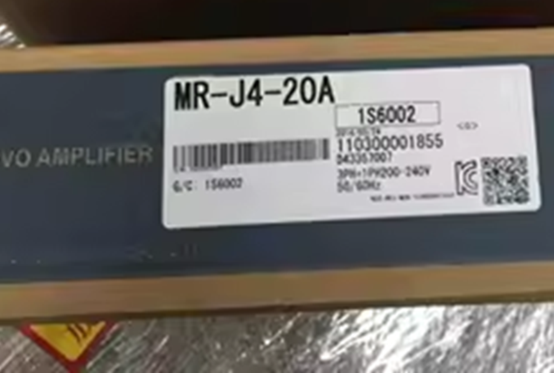 1 PC MR-J4-20A High-Performance Servo Drive - MITSUBISHI