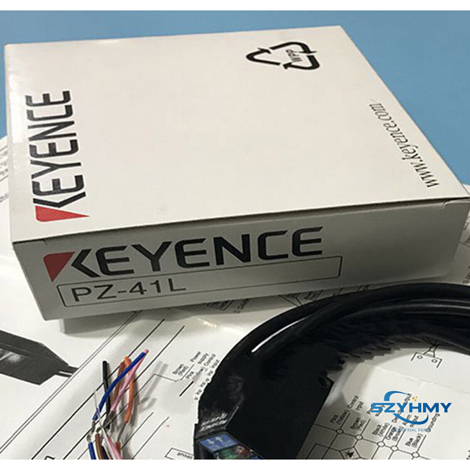Keyence PZ-41L Photoelectric Switch Sensor - New Model - KEYENCE