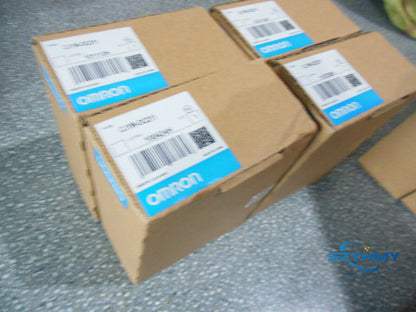 Omron CJ1W-OC211 PLC New In Box - OMRON