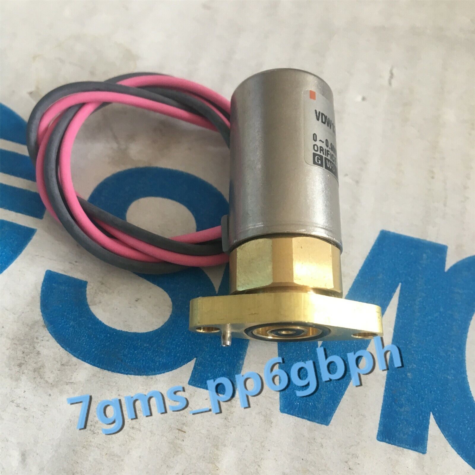 1 PCS NEW SMC solenoid valve VDW13-5G-1 koeed