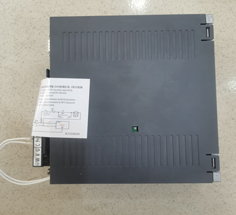 1 PC New Mitsubishi MR-JE-40B Servo Amplifier - MITSUBISHI