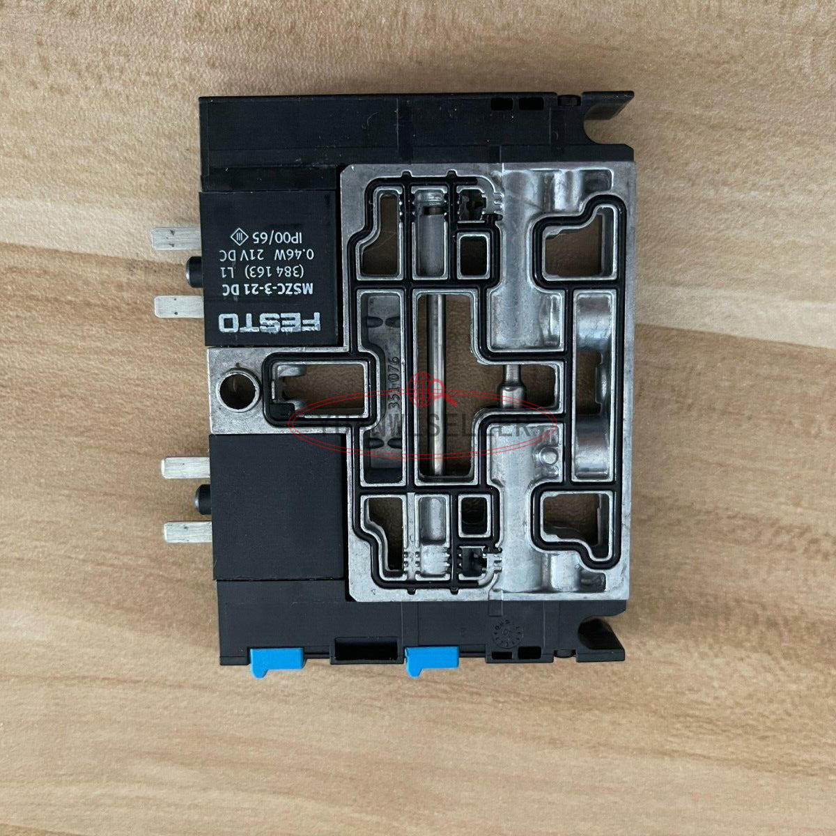 Festo CPV10-M1H-5JS-M7 Solenoid Valve 24V for Pneumatic Systems - FESTO