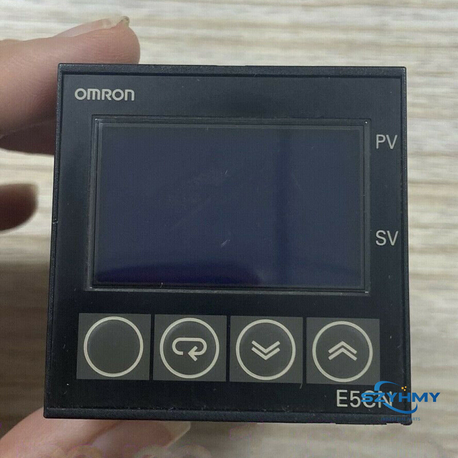 Omron E5CN-R1TU Temperature Controller 100-240VAC - 1PC - OMRON