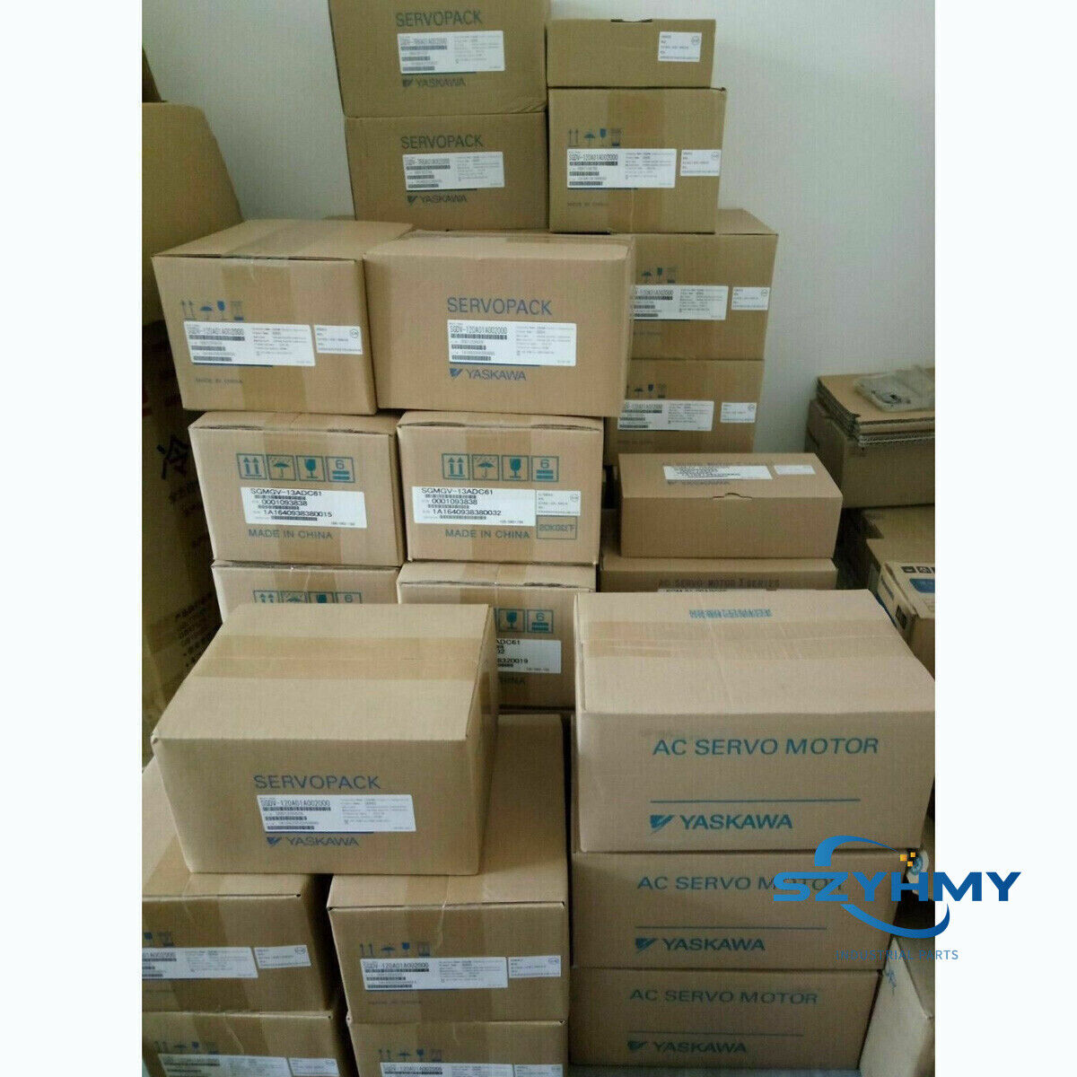 Yaskawa SGM-04V312 Servo Motor New in Box - YASKAWA