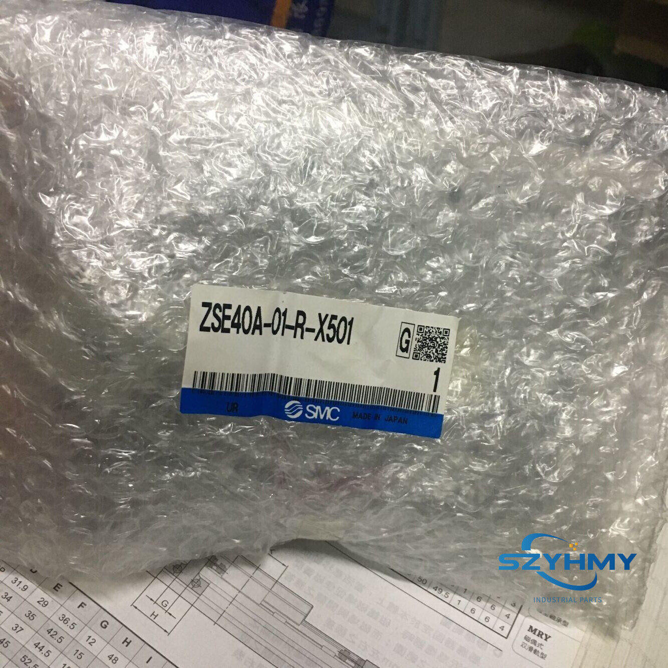 SMC ZSE40A-01-R-X501 Pressure Sensor - New 1pc - SMC