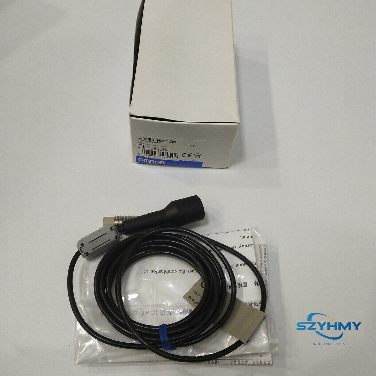 Omron V680-HS51 Photoelectric Switch - 1PCS New in Box - OMRON