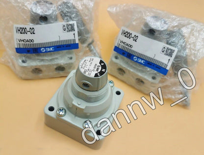 SMC VH200-02 Solenoid Valve - New In Box - SMC