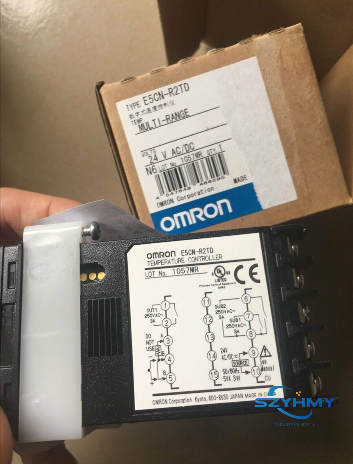 Omron E5CN-R2TD Temperature Controller - Reliable & Precise Control - OMRON